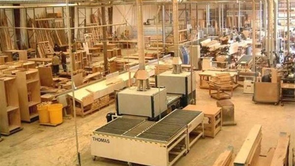 معدات مصنع اثاث خشبي