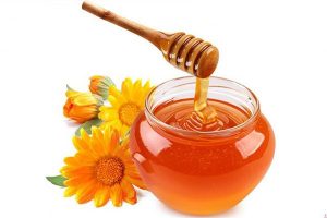 العسل و الكركم يعالج هشاشة العظام