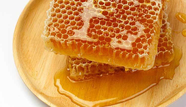 وصفة العسل لتكبير الثدي