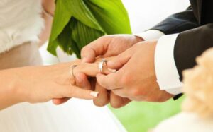 الزواج السعودي من غير سعودي تصريح