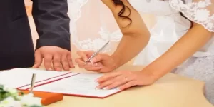 معقب استخراج تصريح الزواج